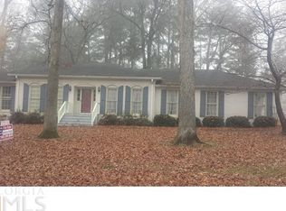 1384 White Oak St SE, Conyers, GA 30013