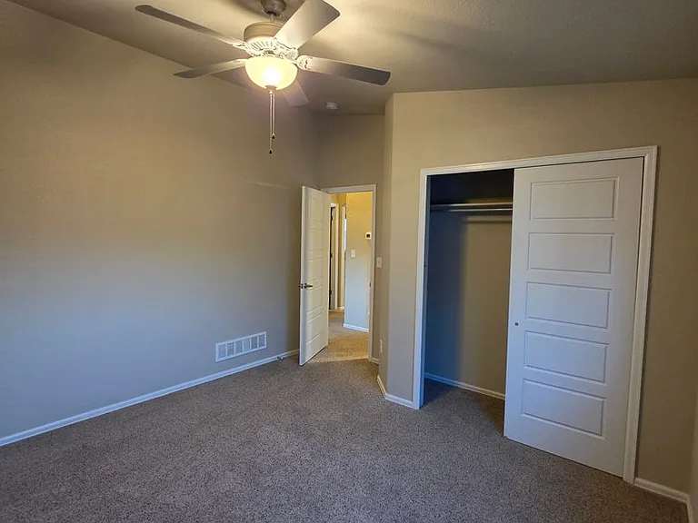 1058 E Ranch Dr — Photo 9