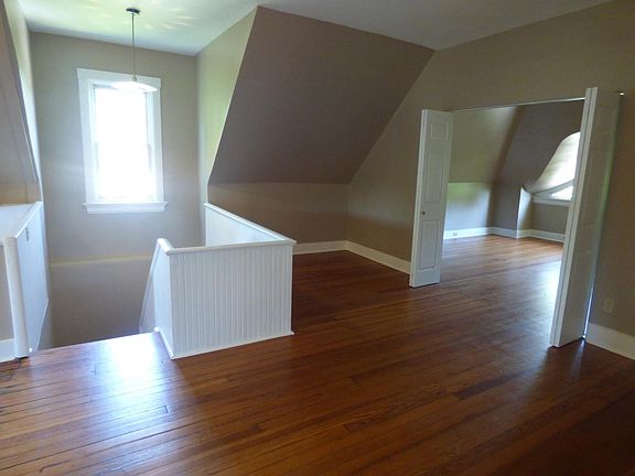 4th image of 731 S Fred Shuttlesworth Cir