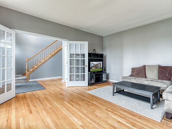 4th image of 25463 Blakely Dr