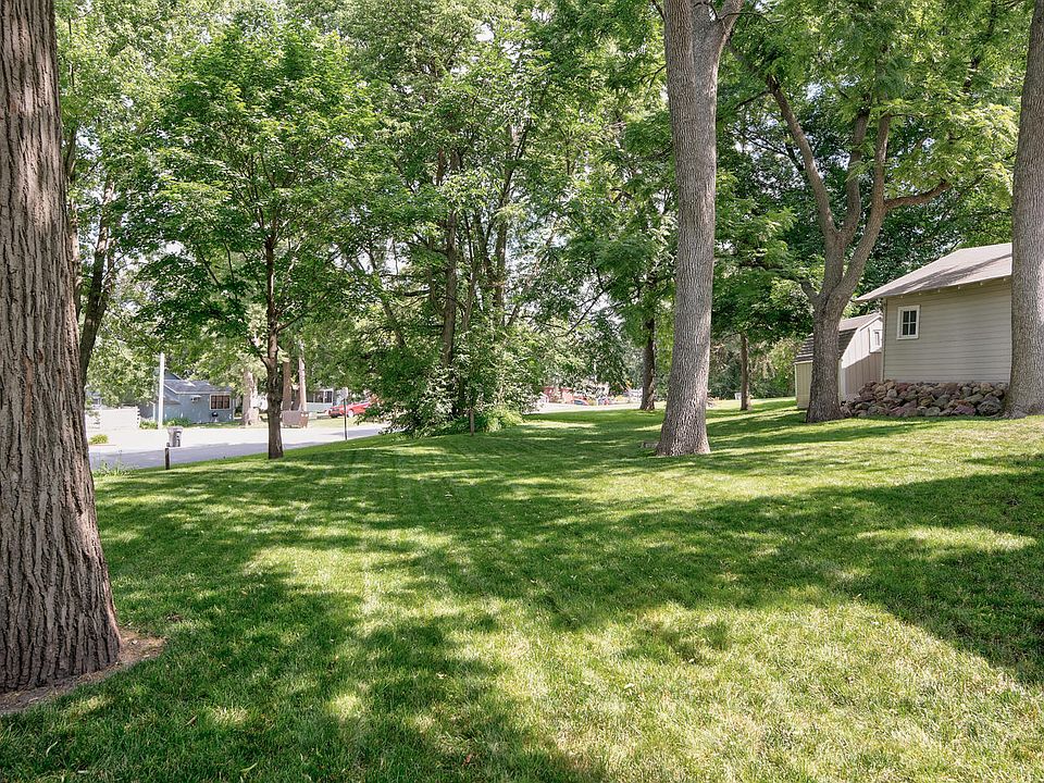 1st image of 52 Katrina St