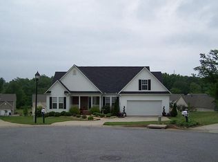 424 Lady Fairbank Ct, Boiling Springs, SC 29316