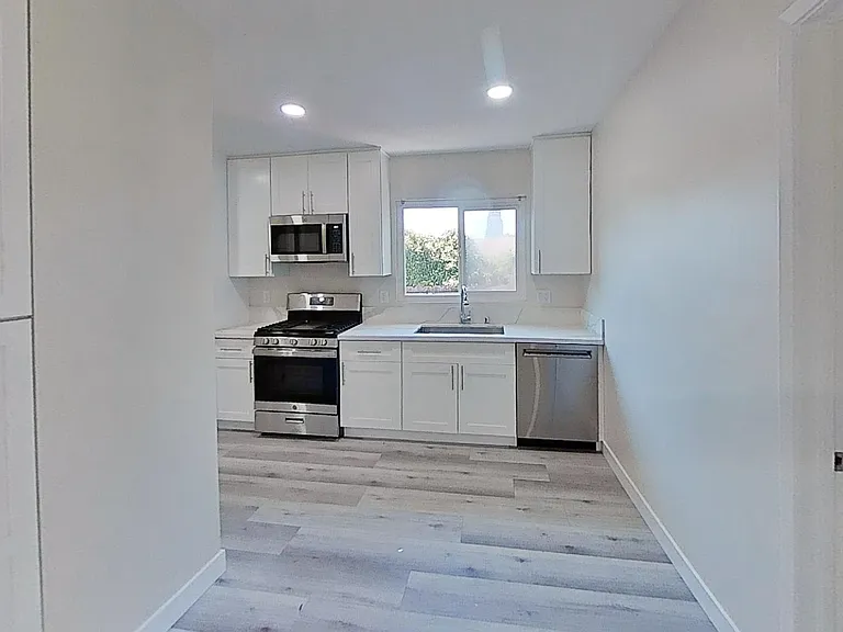 5964 Baja Dr — Photo 4