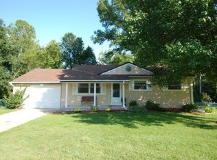 4130 E Donaldson Dr, Saint Louis, MO