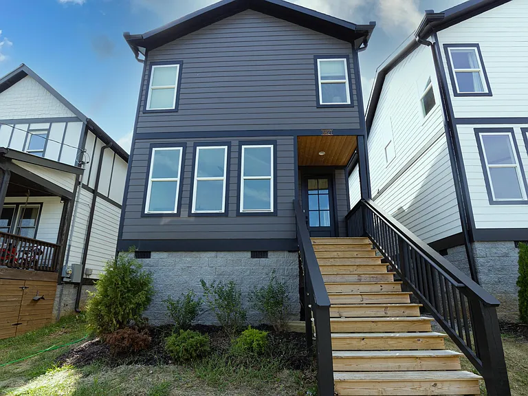 5821 Maxon Ave — Photo 1