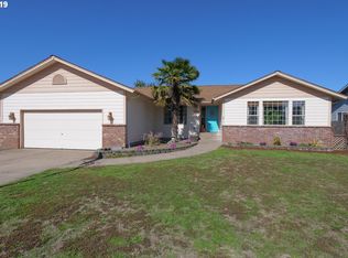 1400 W 13th Ave, Junction City, OR 97448