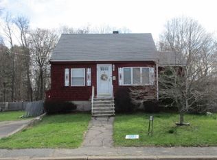 44 Dexter Rd, Rockland, MA 02370