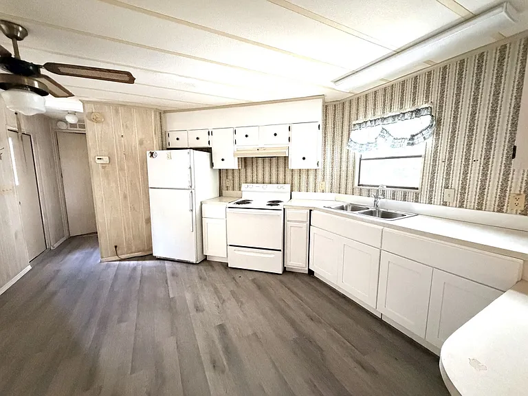 280 Flame Ln — Photo 8