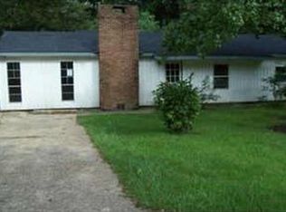 2806 Charleston Dr, Jackson, MS 39212
