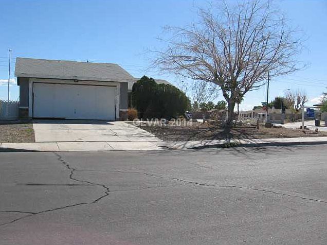 1st image of 3991 Shady Oak Dr