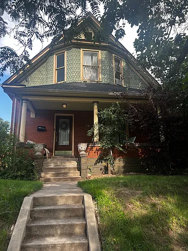 548 S Pearl St Photo 1
