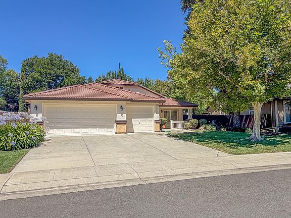 3rd image of 1785 Margurite Drive