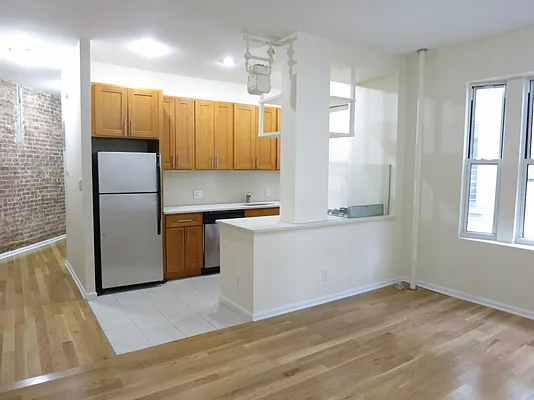 Rented by Bohemia Realty Group | media 13