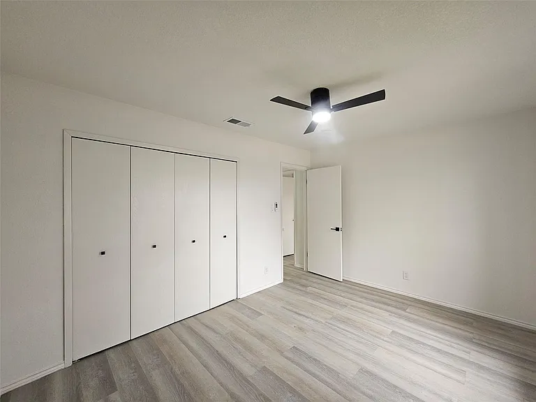 10706 Berthound Dr — Photo 25