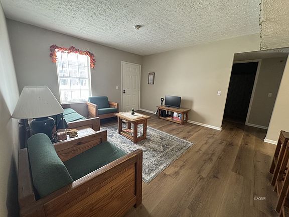 2nd image of 15 S Shafer St APT 2102