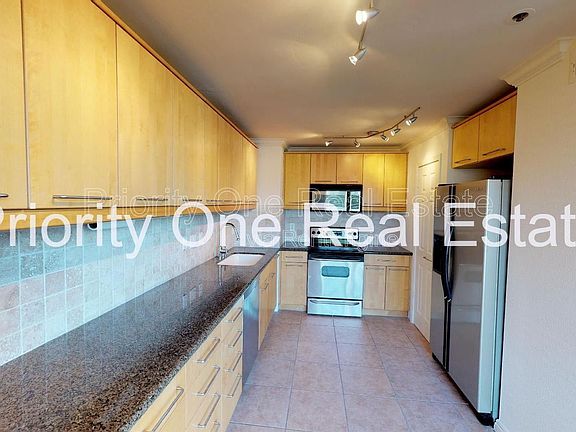 5th image of 3939 Illinois St APT 2D