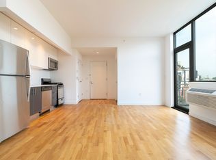 1105 30th Rd #8A, Astoria, NY 11102