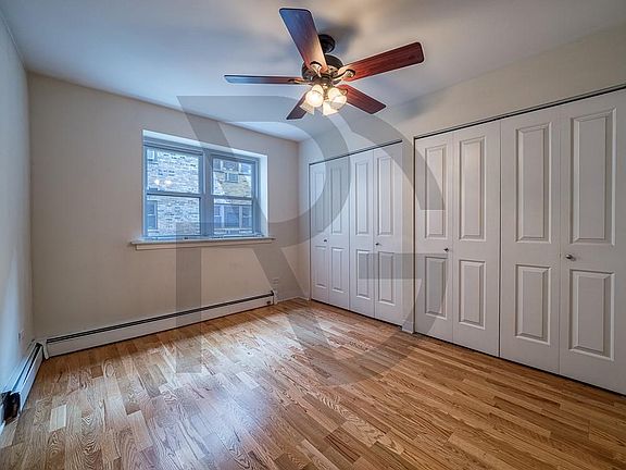 2nd image of 626 W Wrightwood Ave #K414
