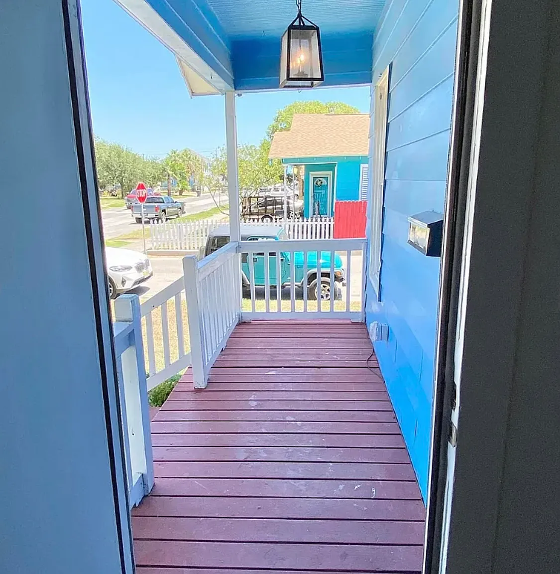 3 bed, 1300 sqft, $2,200 — Photo 3