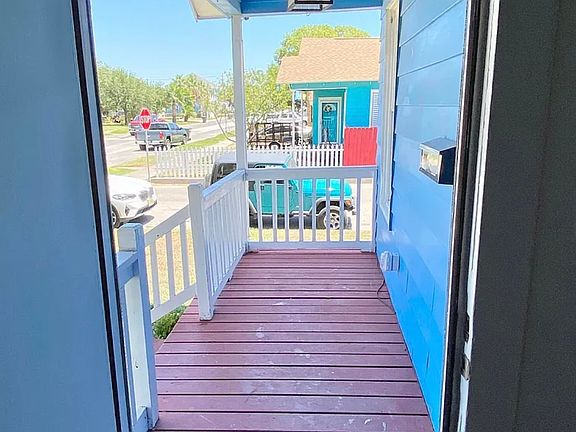 3rd image of 4601 Avenue R