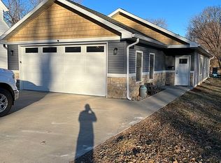 1321 S 12th St, Quincy, IL 62301
