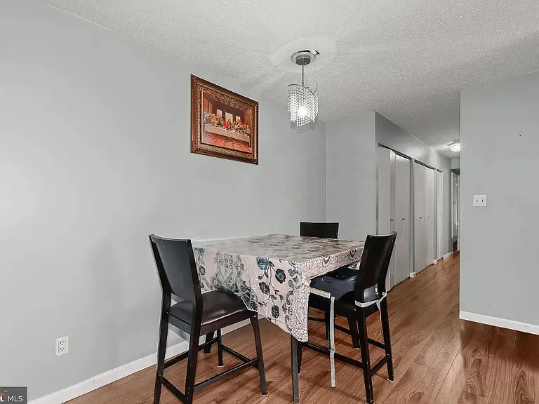 11910 Tarragon Rd #L — Photo 6