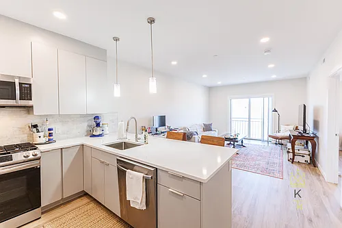 458 Washington St #305 Photo 1