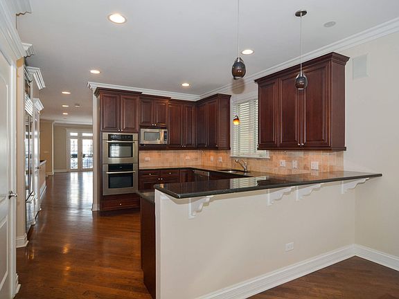 Kitchen / Breakfast Room