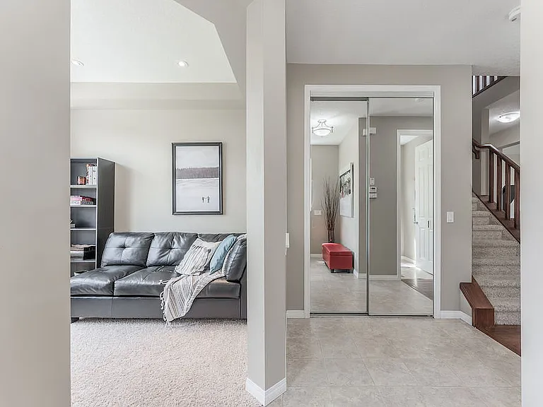 644 Windridge Rd SW — Photo 3