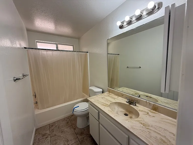 13191 Kiowa Rd — Photo 33