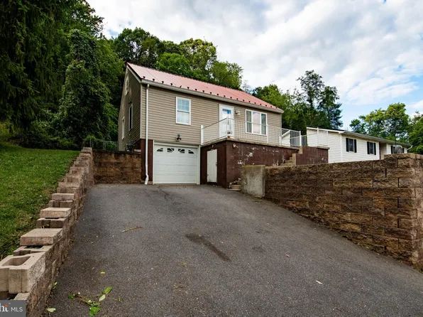 12707 N Cresap St, Cumberland, MD 21502