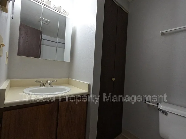 4501 Boardwalk Dr #P150 — Photo 7