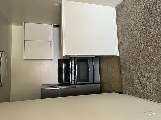 The 925 Apartments — Photo 41