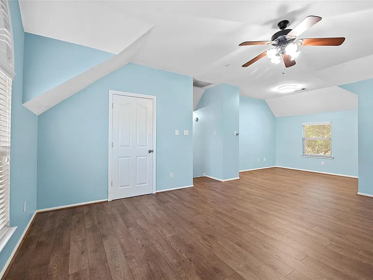 3310 Lake Canyon Ct — Photo 32
