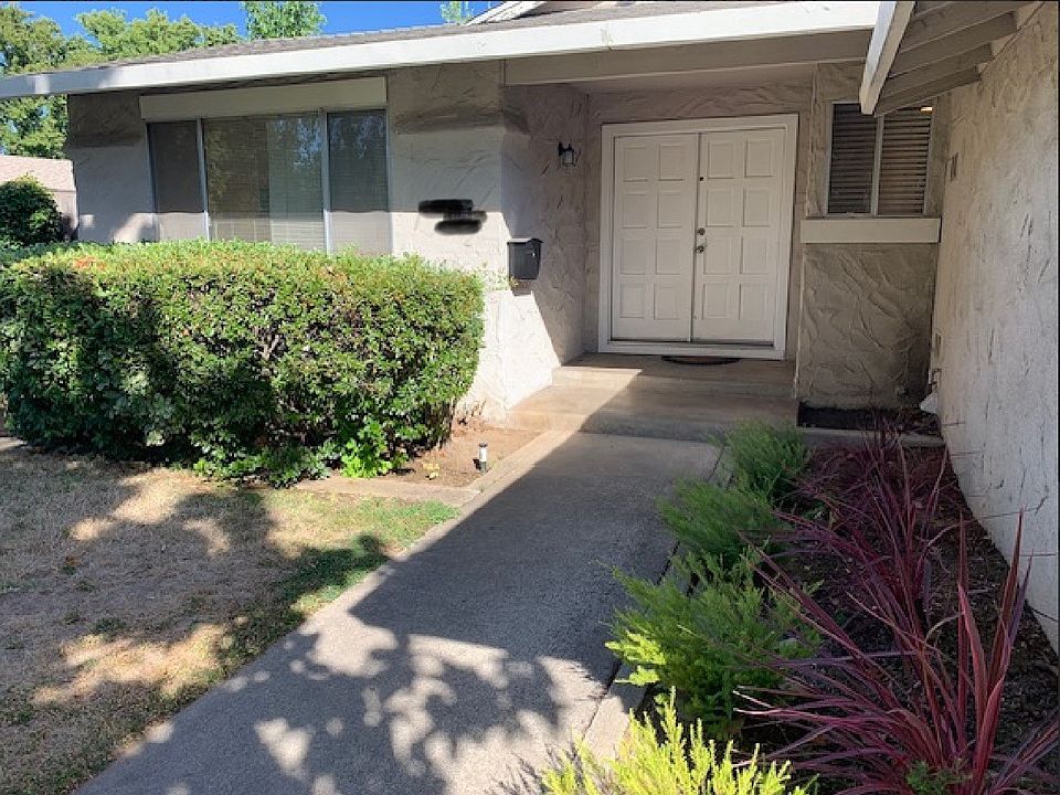 1st image of 8592 La Riviera Dr