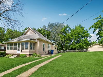 2202 S Union St, Des Moines, IA, 50315