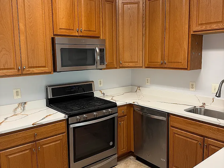1810 Cedar Cove Way #201 — Photo 22