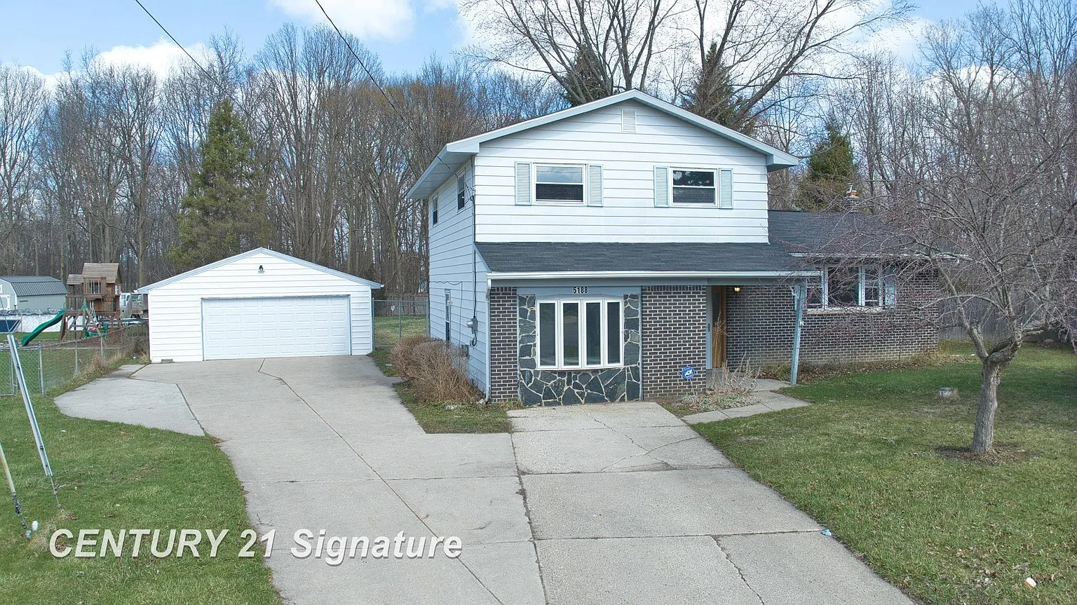 5188 Hansen Dr photo 1