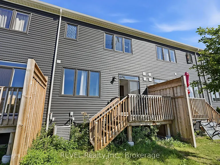 15 Peach St #15 — Photo 33
