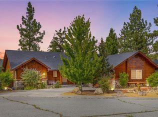 42690 Edgehill Pl, Big Bear Lake, CA 92315