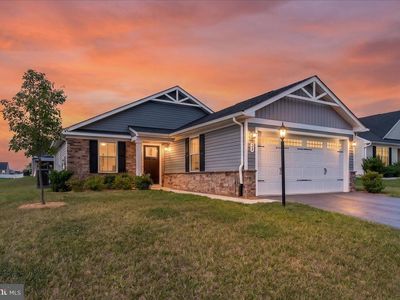 28 Opulent Ct, Hedgesville, WV 25427