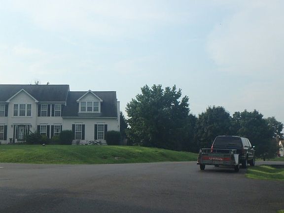 5th image of 19242 Jamestown Dr