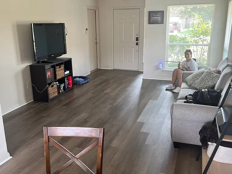 606 Harvest Dr — Photo 6