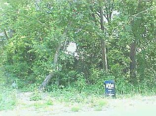 11 Sandy Cove Ct, Muskegon, MI 49441