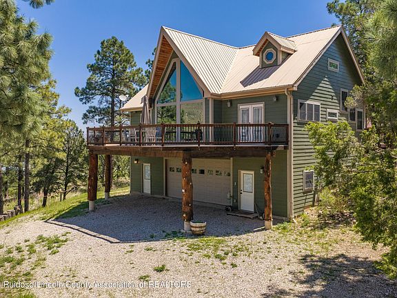2nd image of 122 Wood Ln