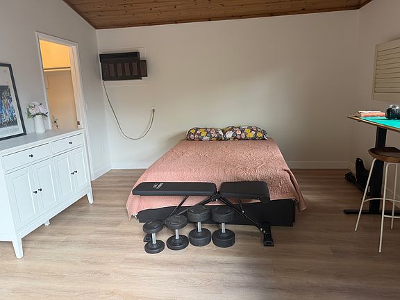 3rd image of 819 El Quanito Dr #A
