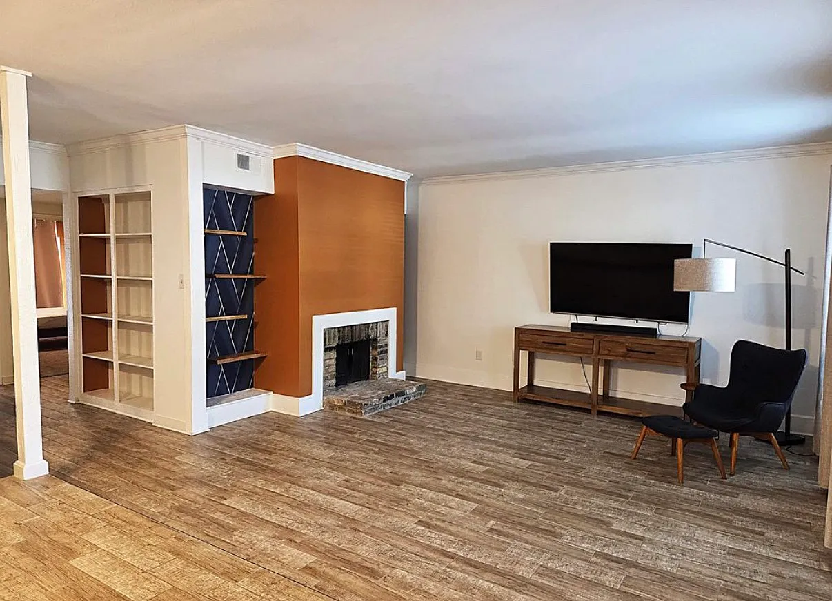2 bed, 1260 sqft, $1,200 — Photo 2