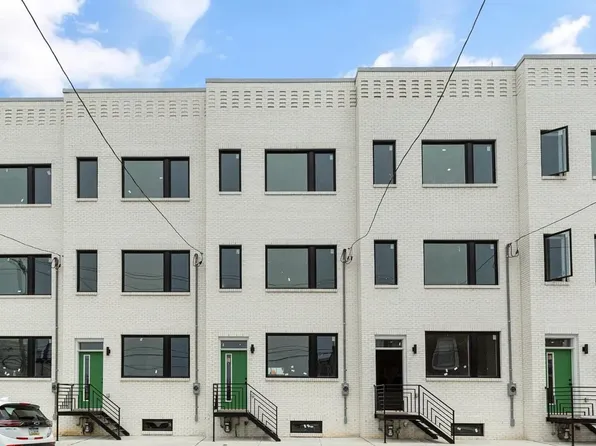 2719 Lefevre St, Philadelphia, PA 19137