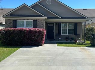 4142 Barrington Dr, Valdosta, GA 31605