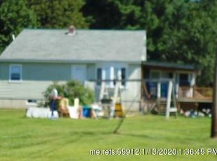 8 Laura Whitney Dr, North Yarmouth, ME 04097